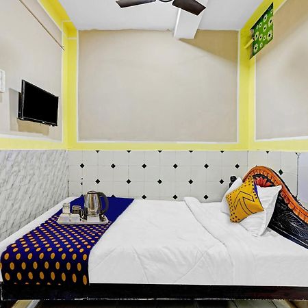 Hotel Spot On Svr Grand Vijayawāda Zewnętrze zdjęcie